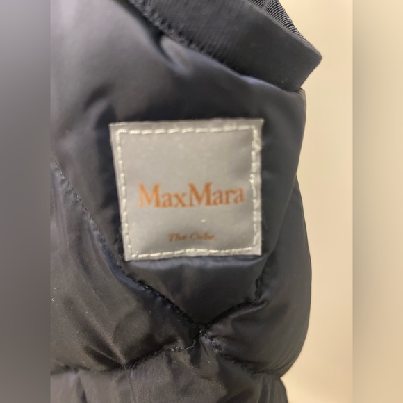 Max Mara Goose down navy blue vest size 12 - Picture 12 of 14
